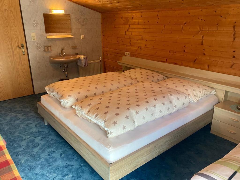 Ferienhaus Fichtenheim Pragraten Ngoại thất bức ảnh